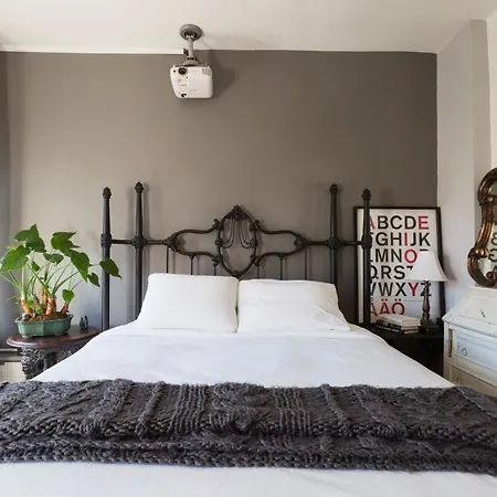 One Bedroom Suite - Prime West Village Location Apartment New York