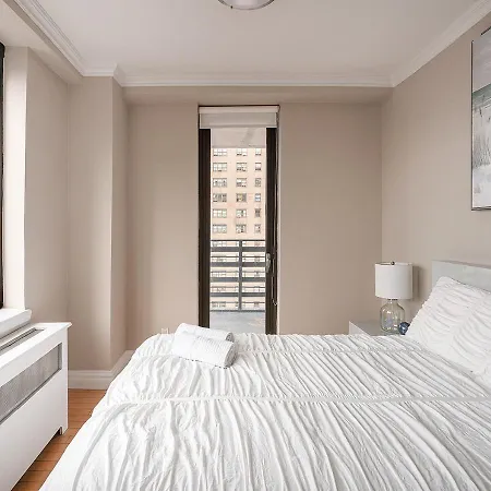 Luxurious 3 Beds 2 Baths By Park New York