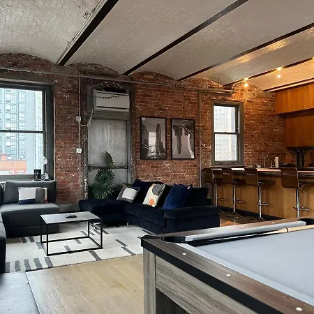 Gramercy Park Penthouse * New York