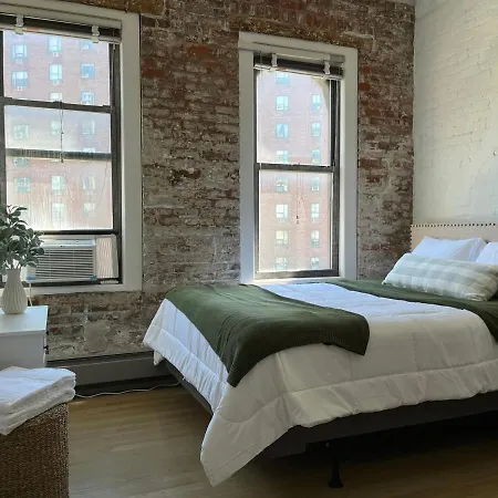 Gramercy Park Penthouse * New York