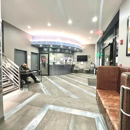 Vybe Hotel
