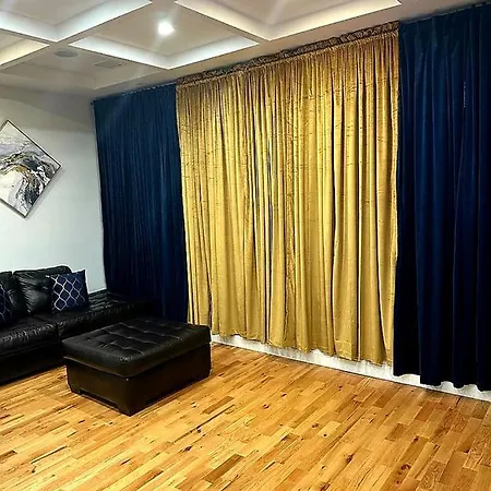 Latisha Luxury Place 4 Homestay *