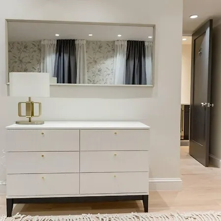 Privet House - Midwood/flatbush Recently Remodeled Holiday home *