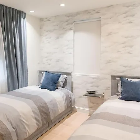 Privet House - Midwood/flatbush Recently Remodeled Holiday home New York