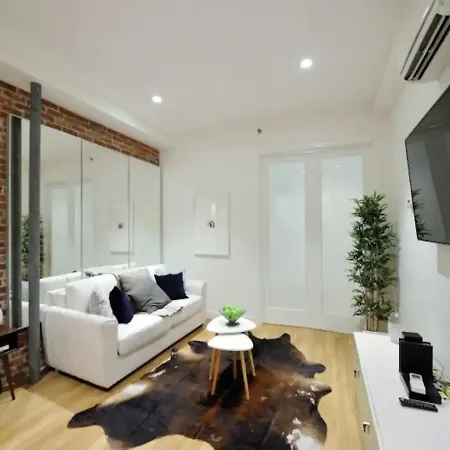Apartment Spacious 2br 2ba In The Heart Of Midtown Manhattan *