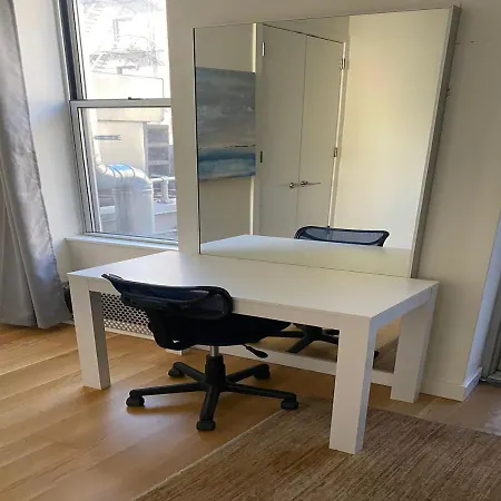 Spacious 2br 2ba In The Heart Of Midtown Manhattan Apartment