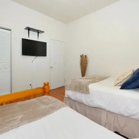 Charming 3br In The Heart Of Manhattan