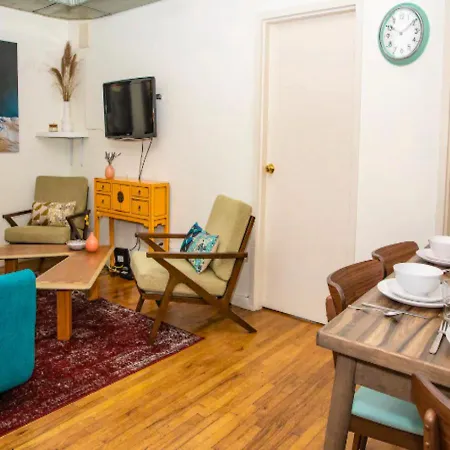 Perfect 3br Mins To Times Square * New York