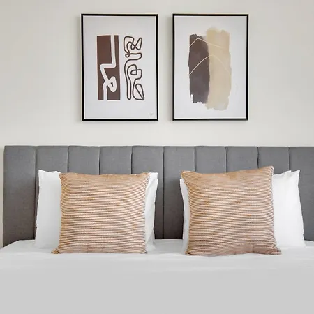 Lic 2br W Wd Elevator Doorman Nr E River Nyc-849 * New York