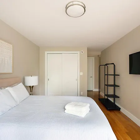 Unique 2bd At Columbus Avenue New York