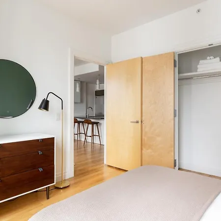 Apartment Hells Kitchen 2br W Pool Dm Nr Park Nyc-469