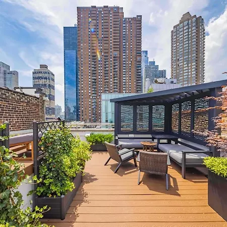 Penthouse Hell's Kitchen Apartment New York