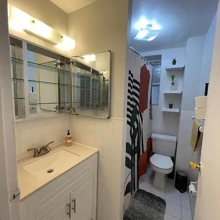 Private Bedroom In A Shared 2 Bedrooms Apartament - 1 Stop To Manhattan And 2 Stops Brooklyn *