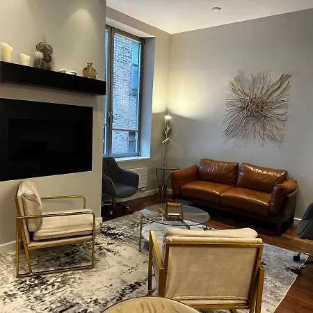 Penthouse Hell's Kitchen Apartment New York
