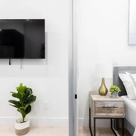 317-1a New Modern 1br W&d Walk To Park New York