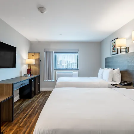 The Red Hook Hotel 3*