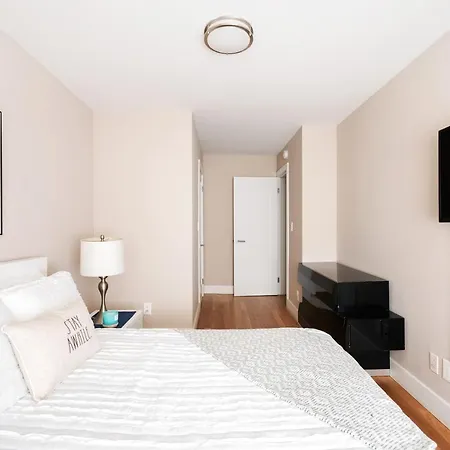 Apartment Gorgeous 2 Bedroom In Nyc With Elevator *