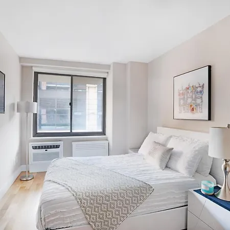 Apartment Gorgeous 2 Bedroom In Nyc With Elevator