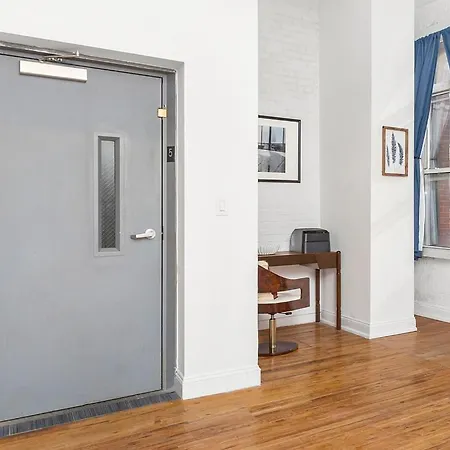 Luxurious 3 Bedroom Soho New York