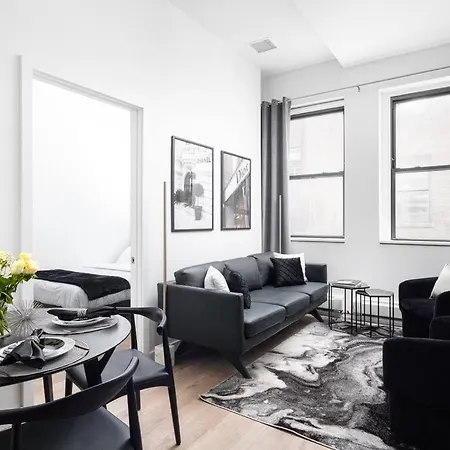 Modern 2br/2ba + Office With Washer/dryer New York