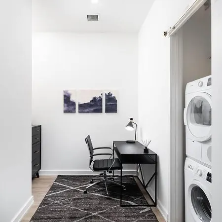 Modern 2br/2ba + Office With Washer/dryer * New York