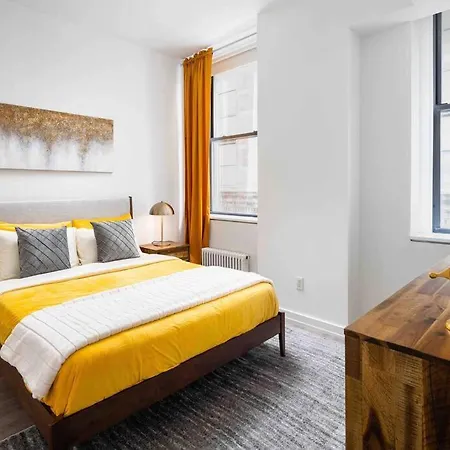 Gorgeous 2 Br/1.5 Ba Apartment