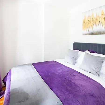 Stunning 3 Bd/1 Ba In Manhattan *