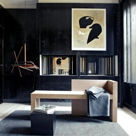 Center Apartment *