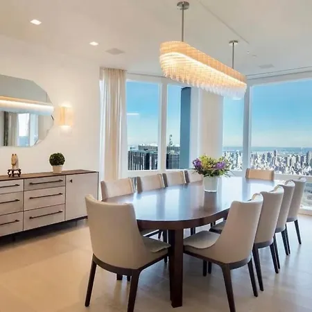 Apartment Stunning View Of Park