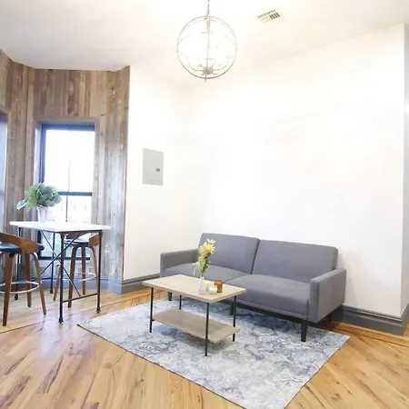 Homestay Relaxing In Brooklyn New York