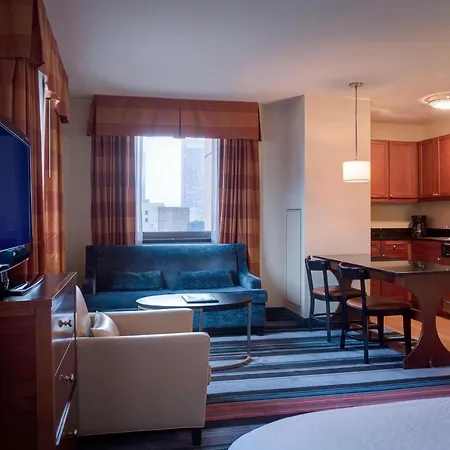 Hotel By Marriott Manhattan/times Square 4*