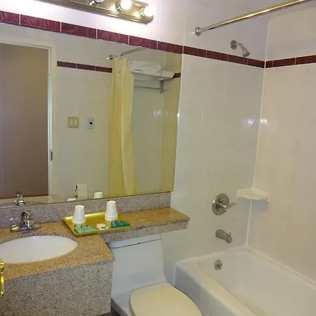 Flushing Hotel 2*