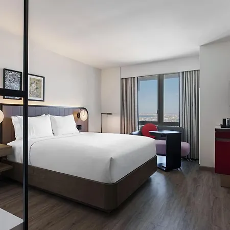 Renaissance Flushing At Tangram Hotel 4*
