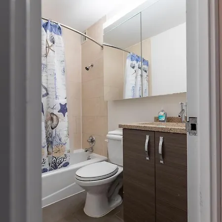 Superb 3 Bedroom Apt In Nyc *