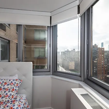 Superb 3 Bedroom Apt In Nyc
