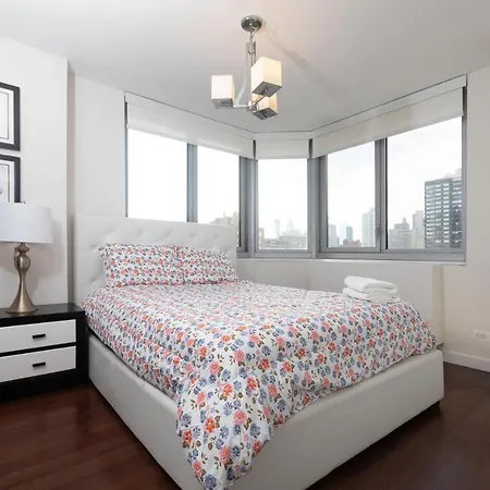Superb 3 Bedroom Apt In Nyc Apartment