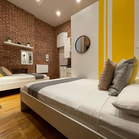 And The City, Empire State Building Apartment New York