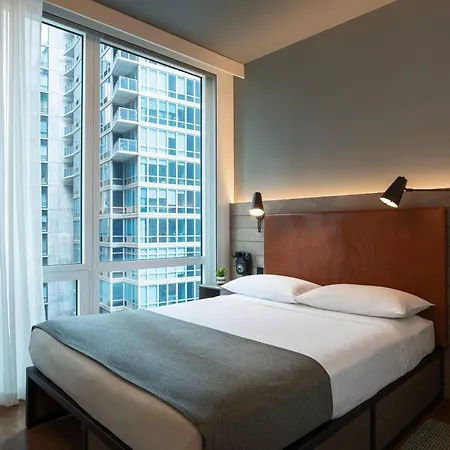 Moxy Nyc Downtown Hotel