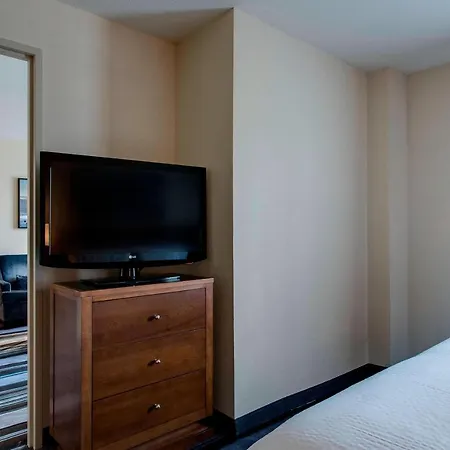 By Marriott Manhattan/times Square Hotel New York