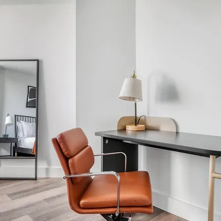Apartment Kips Bay 2br W Gym Doorman Nr Murray Hill Nyc-1063 New York