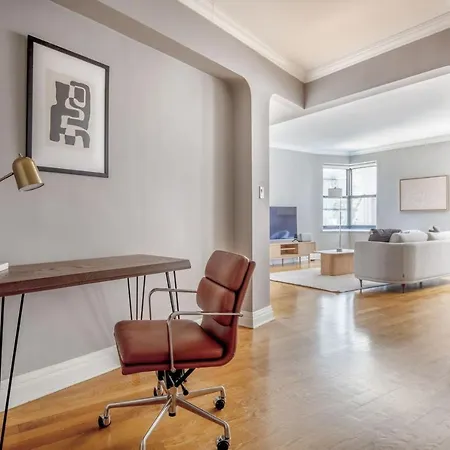 Corner 1br In W Village W Doorman Nyc-157 New York