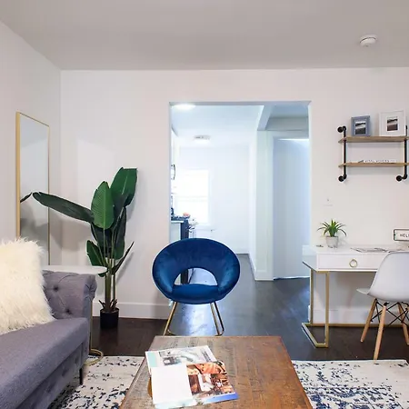 Apartment 39-3-2br Newly Renovated 2br 1bath Hudson Yards Area New York