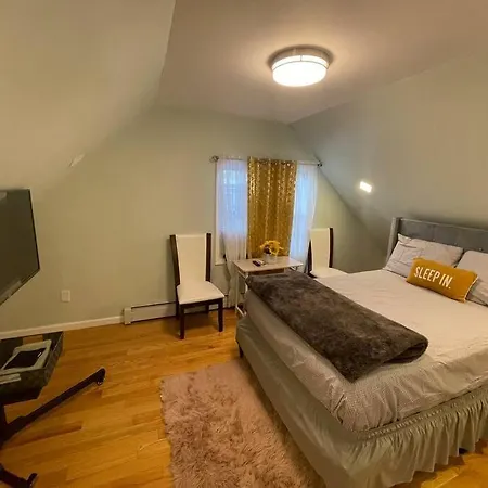 Apartment Private House 5 Minutes From Airport Jfk & Casino *