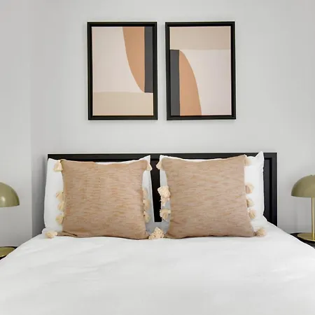 Uws 1br W Elevator Wd Nr Park Nyc-857