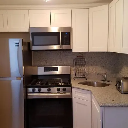 1118-1 Comfortable Qualitycribs Apartment *