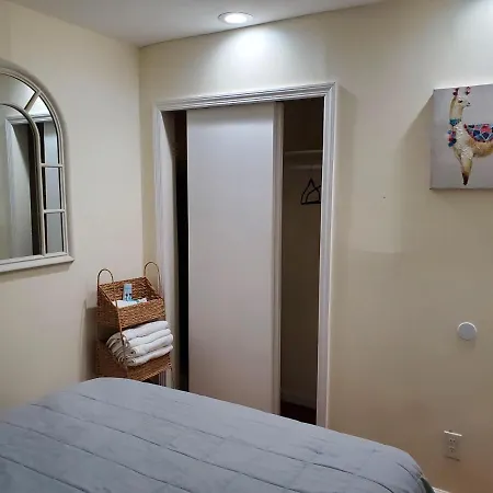 1118-1 Comfortable Qualitycribs Apartment