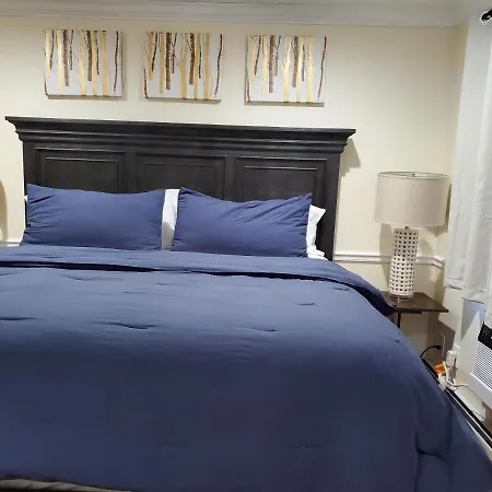 1118-1 Comfortable Qualitycribs Apartment