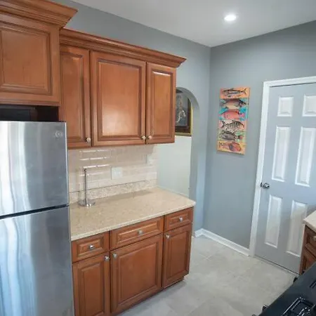 Beautiful 3-bedroom In Brooklyn With Parking