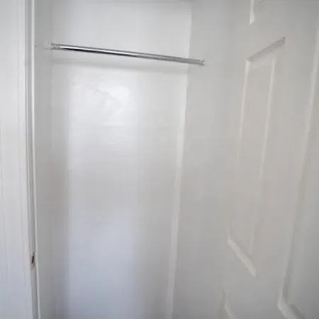 Hotel Beautiful 3-bedroom In Brooklyn With Parking