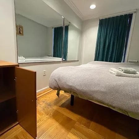 Affordable Beauty In Williamsburg With Huge Garden #5